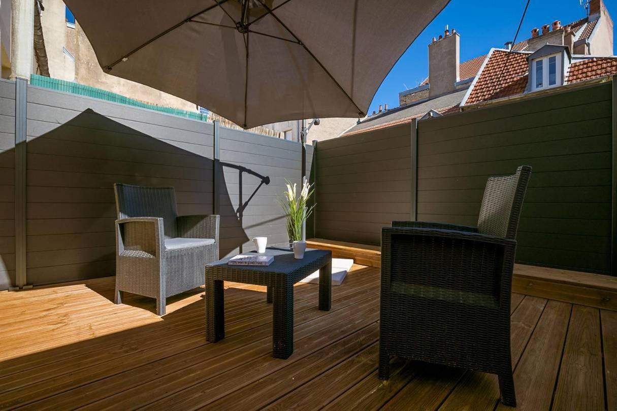 Terrasse Godrans En Plein Coeur De Ville Ντιζόν Εξωτερικό φωτογραφία